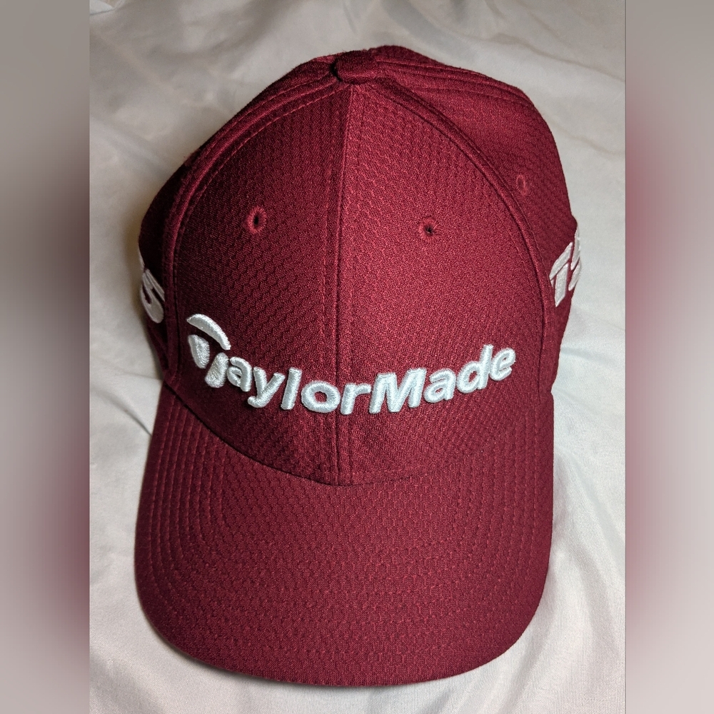 New Era 39Thirty‎ TaylorMade M5 Red Hat Size Large/XLarge